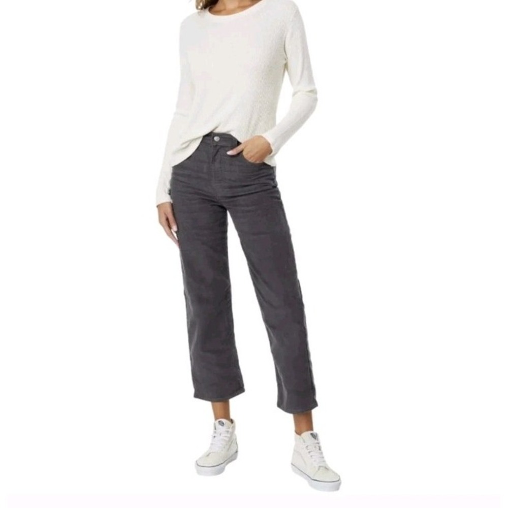 PB. Levi's Women's Ultra-High Rise Ribcage Straight Jean - Blackened Pearl 27‎